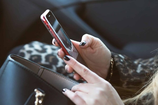 How to Develop an Effective Crisis Communication Plan for a Swansea Hospitality Business?